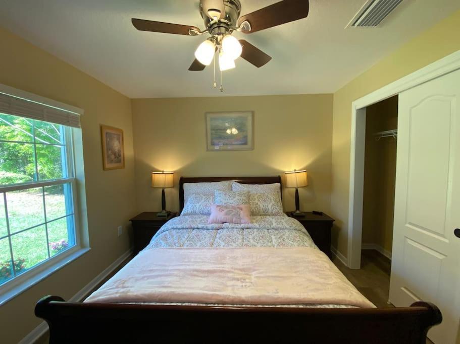 Sundance' Acres *brand New House*with Hot Tub Holiday home Spring Hill